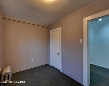 819 Delaware Street - Photo Thumbnail 29