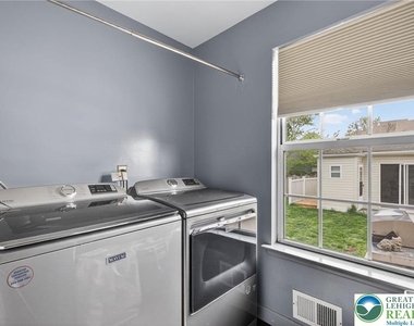 4894 Concord Drive - Photo Thumbnail 27