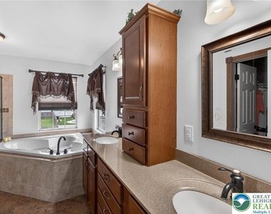 4894 Concord Drive - Photo Thumbnail 30
