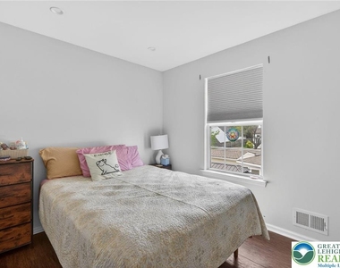4894 Concord Drive - Photo Thumbnail 33