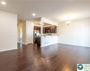 1434 Black Forest Drive - Photo Thumbnail 7