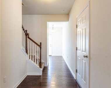 1434 Black Forest Drive - Photo Thumbnail 4