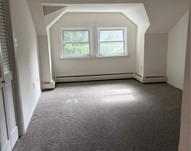 530 Penn Street - Photo Thumbnail 19