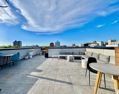 308 Linden Boulevard - Photo Thumbnail 6
