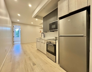308 Linden Boulevard - Photo Thumbnail 8