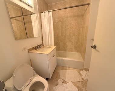 West 48th Street - Photo Thumbnail 8
