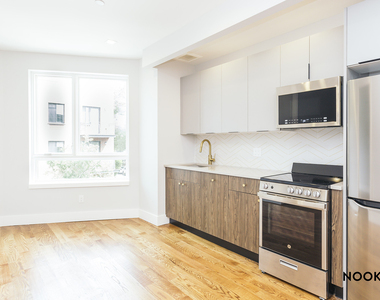 / 217 Boerum St - Photo Thumbnail 19