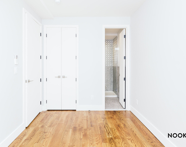 / 217 Boerum St - Photo Thumbnail 15