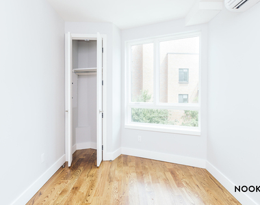 / 217 Boerum St - Photo Thumbnail 16