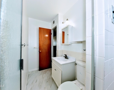 4909 Winthrop Drive - Photo Thumbnail 40