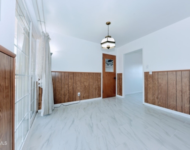 4909 Winthrop Drive - Photo Thumbnail 13