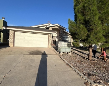 3348 Pendleton Street - Photo Thumbnail 17