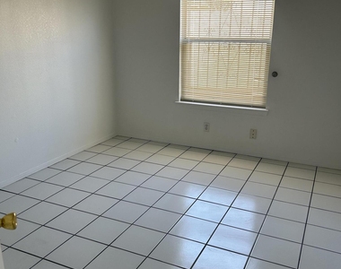 3348 Pendleton Street - Photo Thumbnail 12