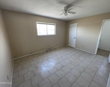 2849 Beachcomber Drive - Photo Thumbnail 11