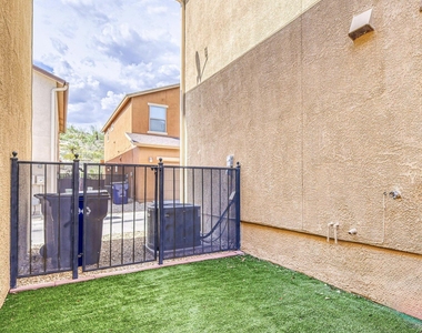 6723 Boulder Canyon Lane - Photo Thumbnail 40