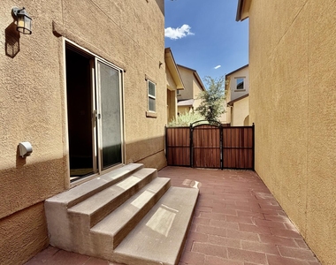 6723 Boulder Canyon Lane - Photo Thumbnail 39