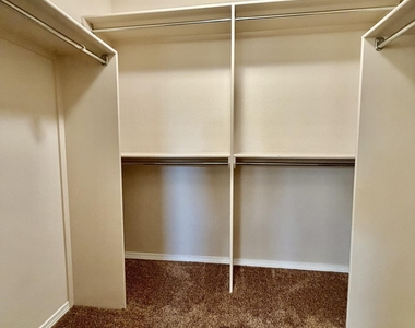 6723 Boulder Canyon Lane - Photo Thumbnail 33