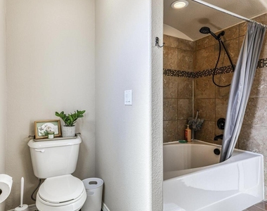 6723 Boulder Canyon Lane - Photo Thumbnail 32