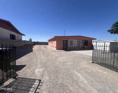 1006 Meadow Road - Photo Thumbnail 1
