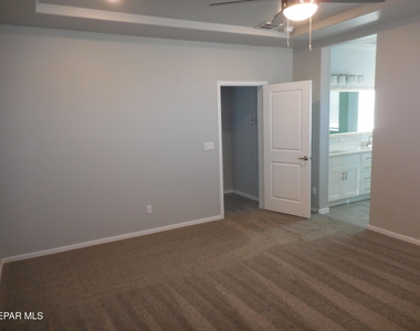 833 Paseo Dulce Avenue - Photo Thumbnail 11