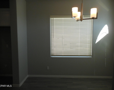 833 Paseo Dulce Avenue - Photo Thumbnail 9