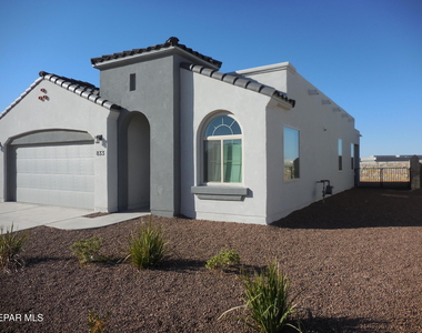 833 Paseo Dulce Avenue - Photo Thumbnail 2