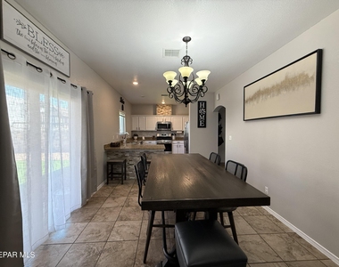 13049 Aerodrome Avenue - Photo Thumbnail 8