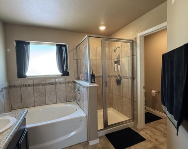 13049 Aerodrome Avenue - Photo Thumbnail 20