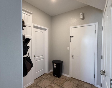13049 Aerodrome Avenue - Photo Thumbnail 11