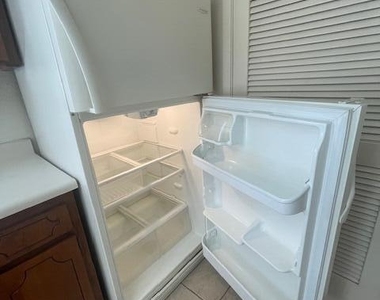 7045 Orizaba Avenue - Photo Thumbnail 20