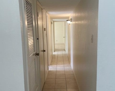 7045 Orizaba Avenue - Photo Thumbnail 13