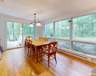 69 Carol Street - Photo Thumbnail 12