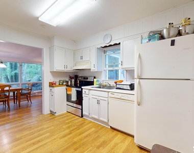 69 Carol Street - Photo Thumbnail 14