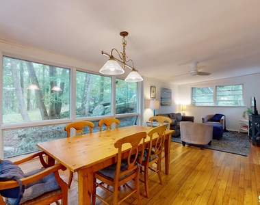 69 Carol Street - Photo Thumbnail 11