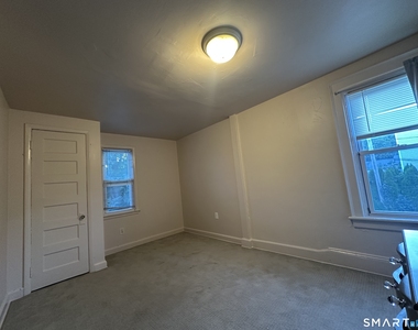 207 Flax Hill Road - Photo Thumbnail 5