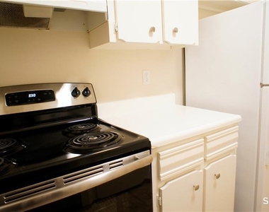 37 Ferris Avenue - Photo Thumbnail 1