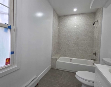 8 Marley Place - Photo Thumbnail 8