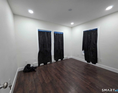 8 Marley Place - Photo Thumbnail 6