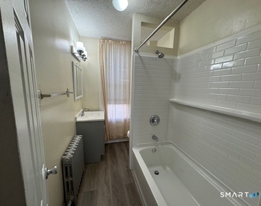 48 Burritt Street - Photo Thumbnail 10