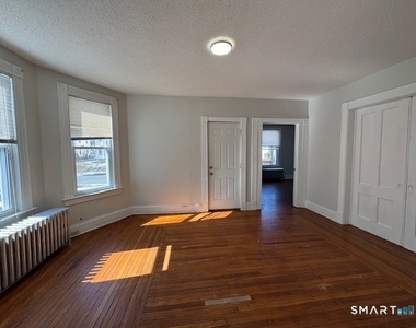 48 Burritt Street - Photo Thumbnail 7