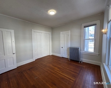 48 Burritt Street - Photo Thumbnail 14
