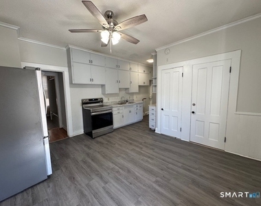 48 Burritt Street - Photo Thumbnail 4