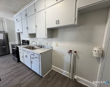 48 Burritt Street - Photo Thumbnail 6