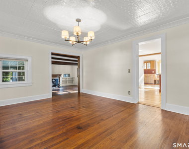 218 Grumman Avenue - Photo Thumbnail 9