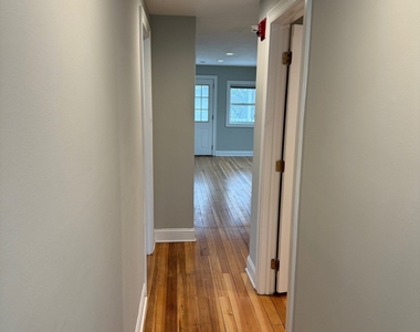 217 Park Road - Photo Thumbnail 4
