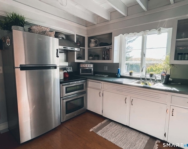 158 Whitehall Avenue - Photo Thumbnail 7