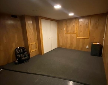 43 Glenview Avenue - Photo Thumbnail 15
