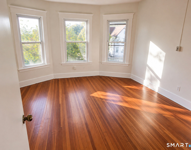15 Carmel Street - Photo Thumbnail 5
