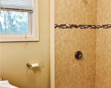 569 Hope Street - Photo Thumbnail 11