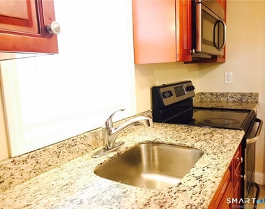 569 Hope Street - Photo Thumbnail 6